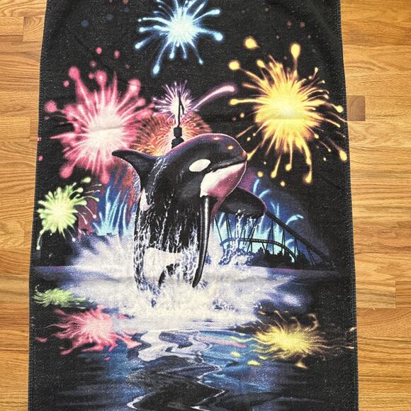 Vintage Y2K Sea World Shamu Orca Fireworks Terrycloth Beach Towel 26”x 54” - Picture 3 of 7